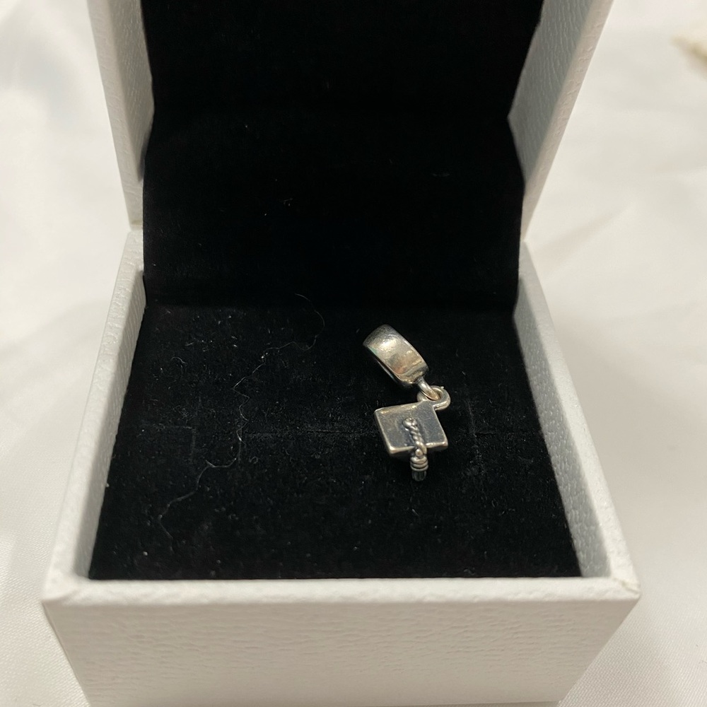 Silver graduation cap pandora charm